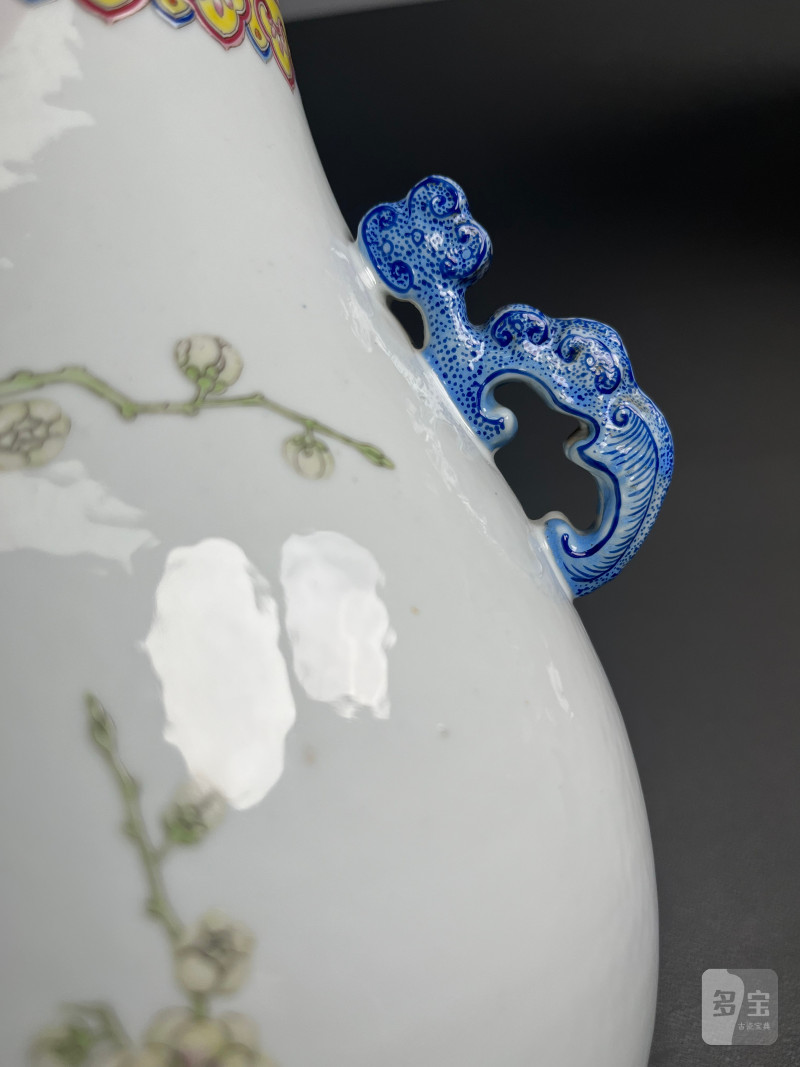 民国  粉彩梅花花卉图螭耳尊（一对） - 图18
